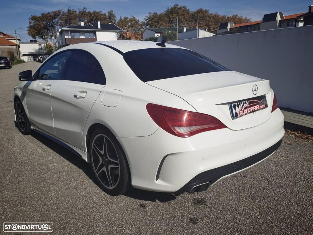 Mercedes-Benz CLA 200 - 4