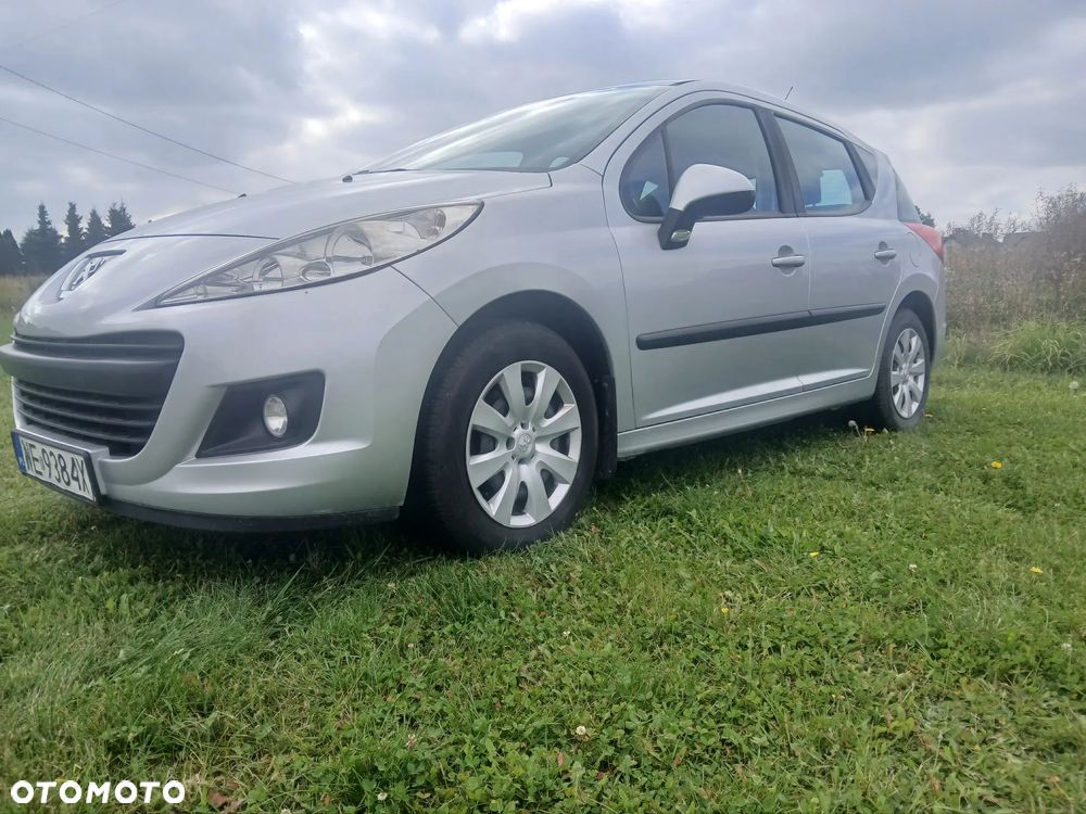 Peugeot 207 1.4 16V Presence - 4
