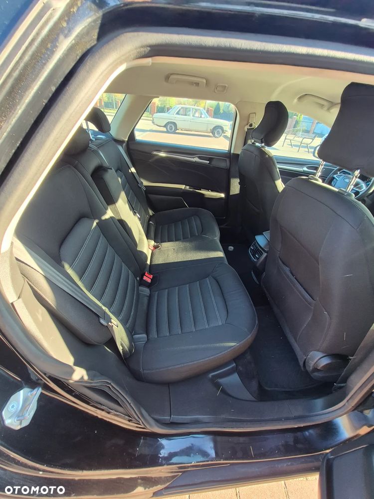 Ford Mondeo - 10