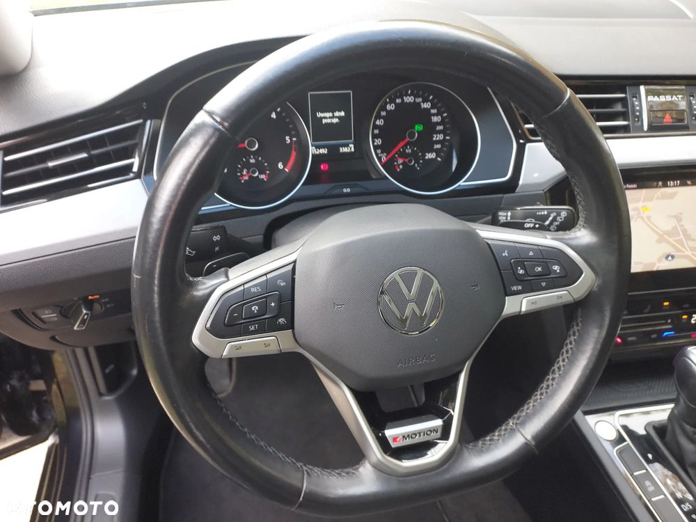 Volkswagen Passat Variant 2.0 TDI SCR DSG 4Motion Elegance - 19