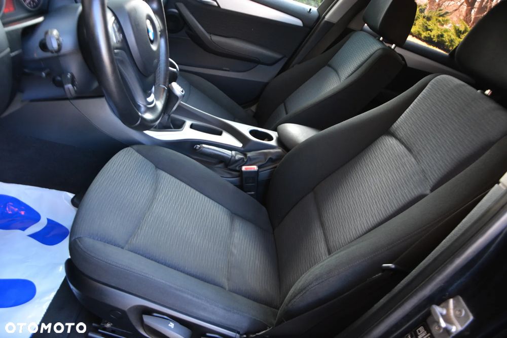 BMW X1 sDrive18d xLine - 20