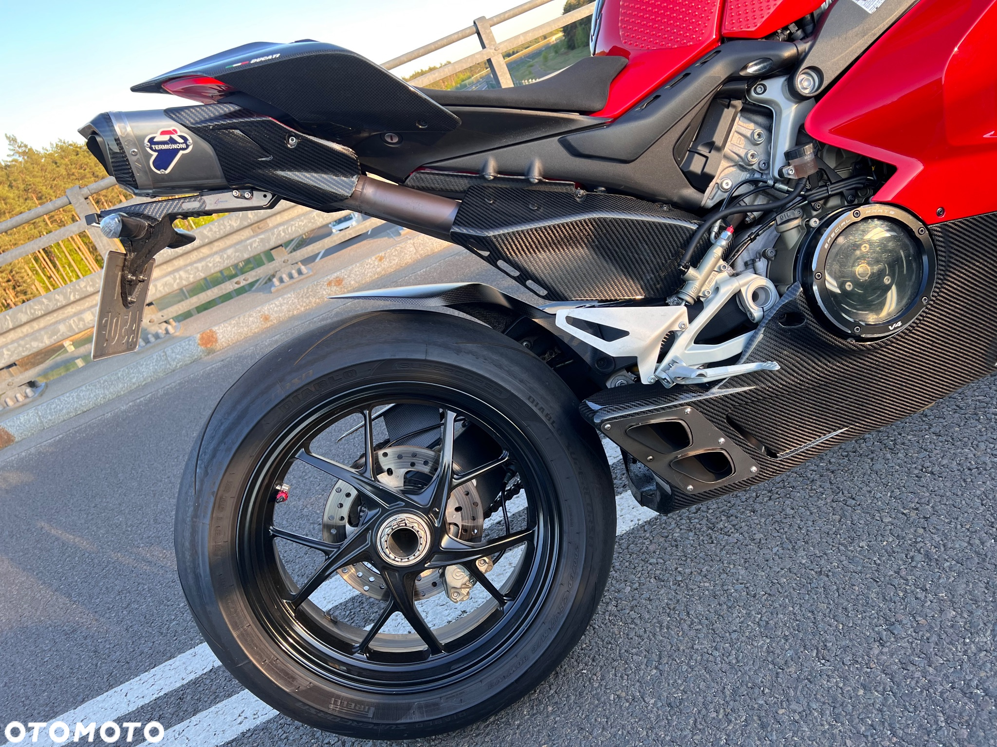 Ducati Panigale V4 - 16