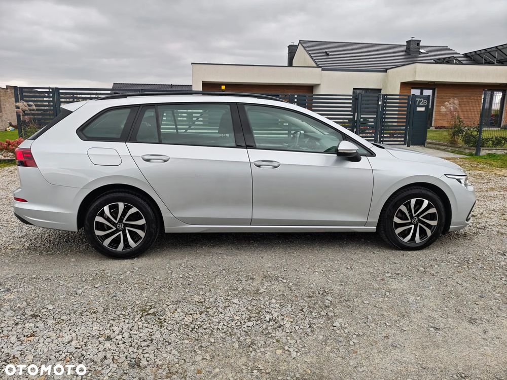 Volkswagen Golf - 2