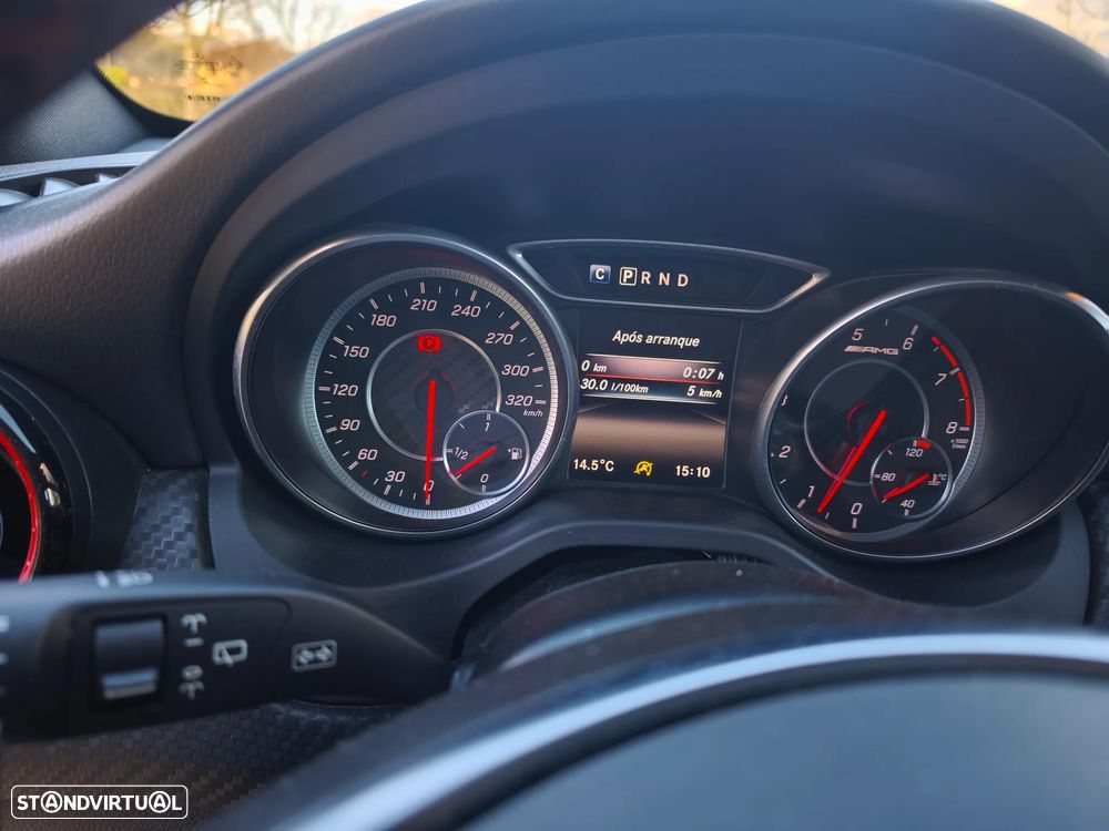 Mercedes-Benz A 45 AMG 4-Matic - 13