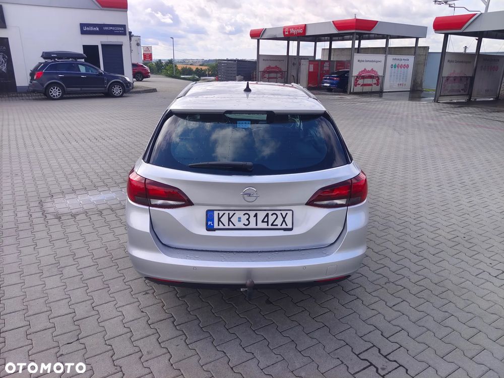 Opel Astra 1.6 CDTI Enjoy S&S - 9