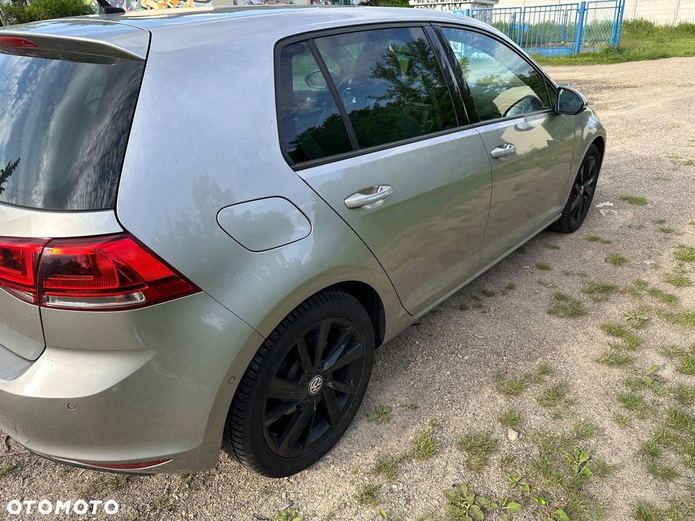 Volkswagen Golf 1.4 TSI BMT Highline DSG - 3