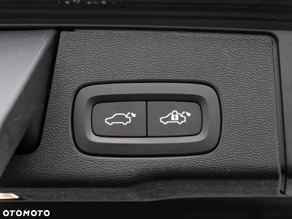 Volvo XC 60 B4 D AWD Inscription - 26