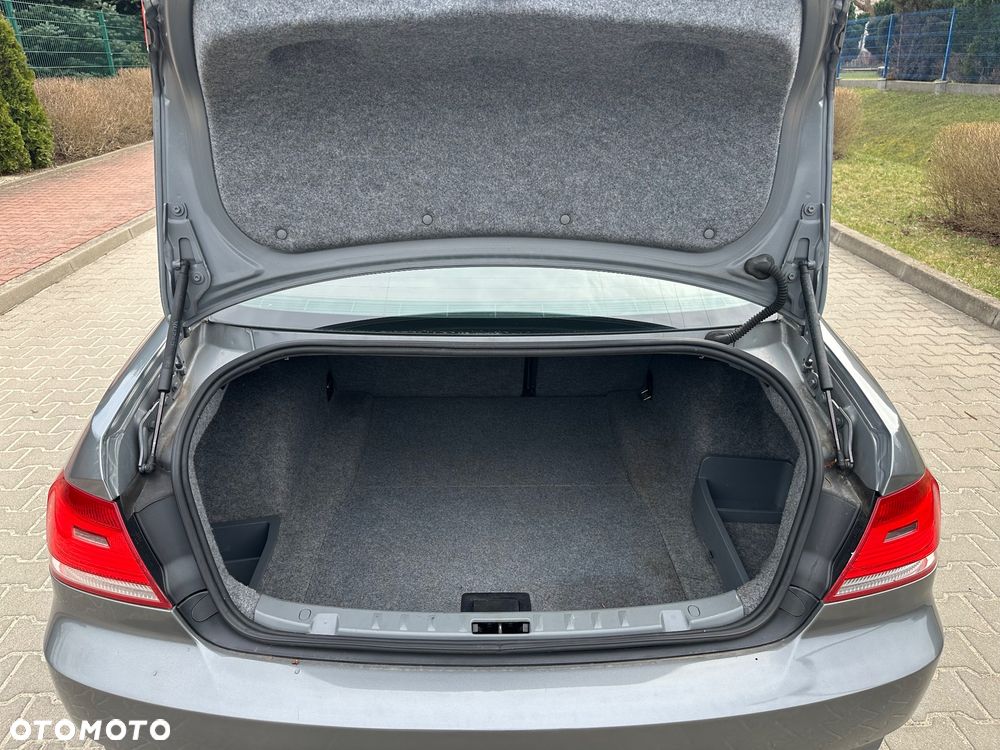 BMW Seria 3 325i - 20