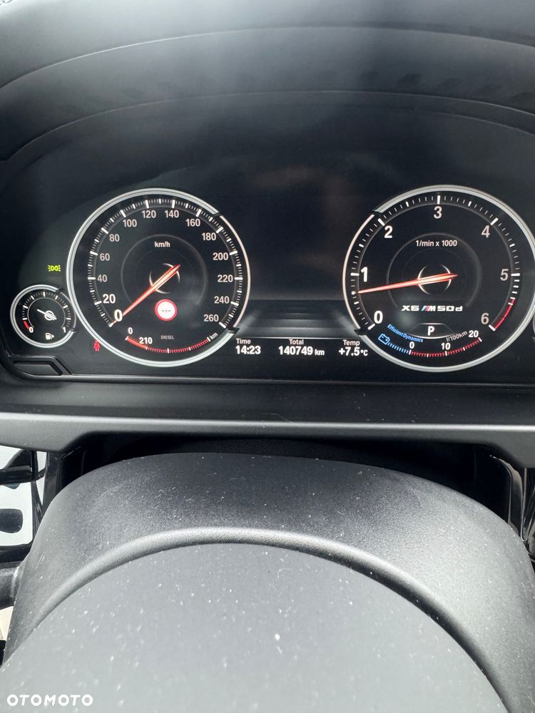 BMW X6M M50d - 25