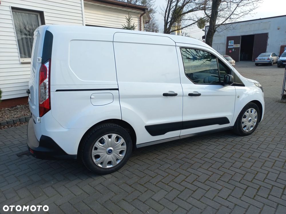 Ford Transit Connect - 8