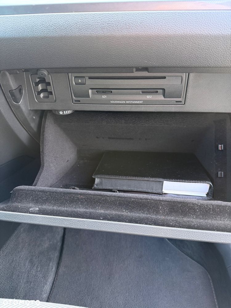 Volkswagen Passat 2.0 TDI SCR (BlueMotion Technology) Highline - 16