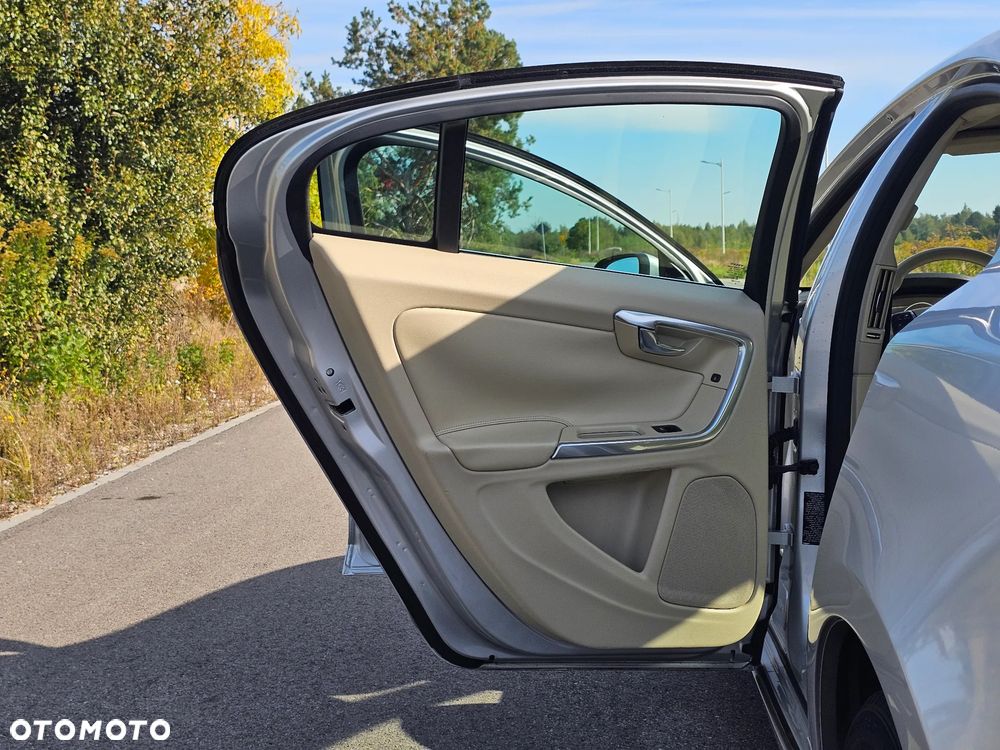 Volvo S60 - 21