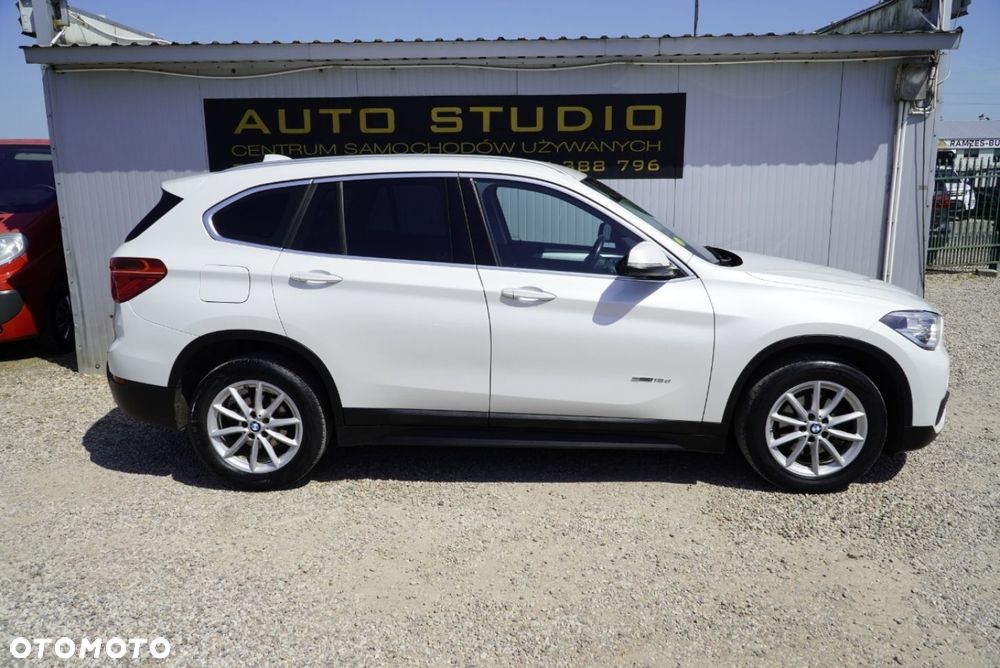 BMW X1 sDrive18d Advantage sport - 35