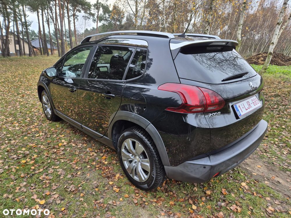 Peugeot 2008 PureTech 82 Signature - 4