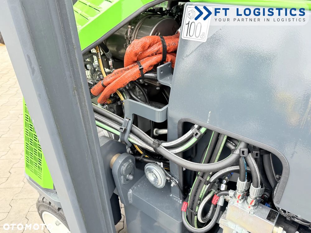 Combilift WÓZEK CZTEROKIERUNKOWY - WIELOKIERUNKOWY | COMBILIFT CB3000 | DIESEL | TRIPLEX 5500MM | POZYCJONER WIDEŁ | PRZESUW WIDEŁ | WOLNY SKOK | STAN IDEALNY | Szeroka oferta wózków czterokierunkowych i bocznych, dopasowanych do różnorodnych potrzeb i zastosowań - 29