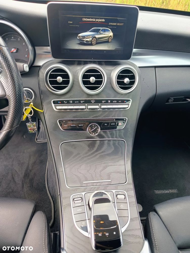 Mercedes-Benz Klasa C 350 e - 20