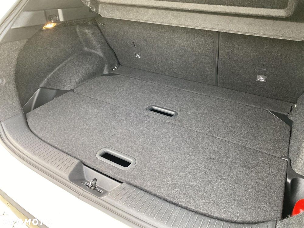 Nissan Qashqai 1.3 DIG-T N-Connecta - 36