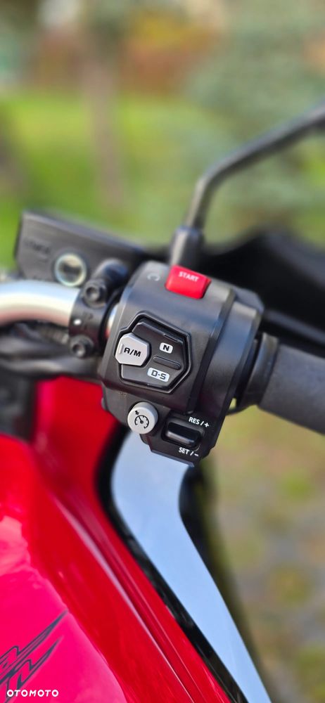 Honda CRF - 33