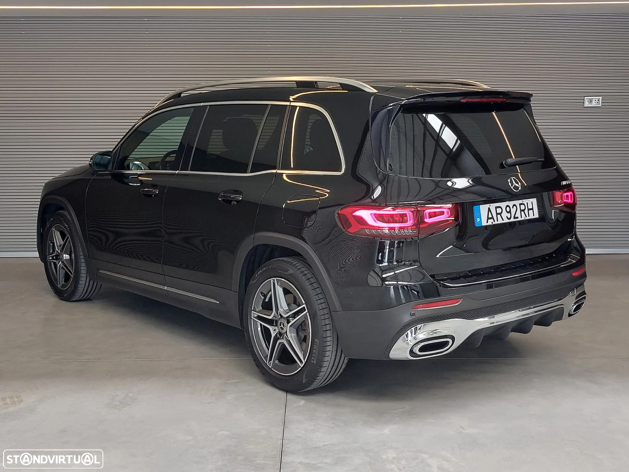 Mercedes-Benz GLB 200 AMG Line - 6