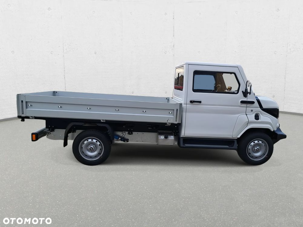 Evum Motors aCar - 4