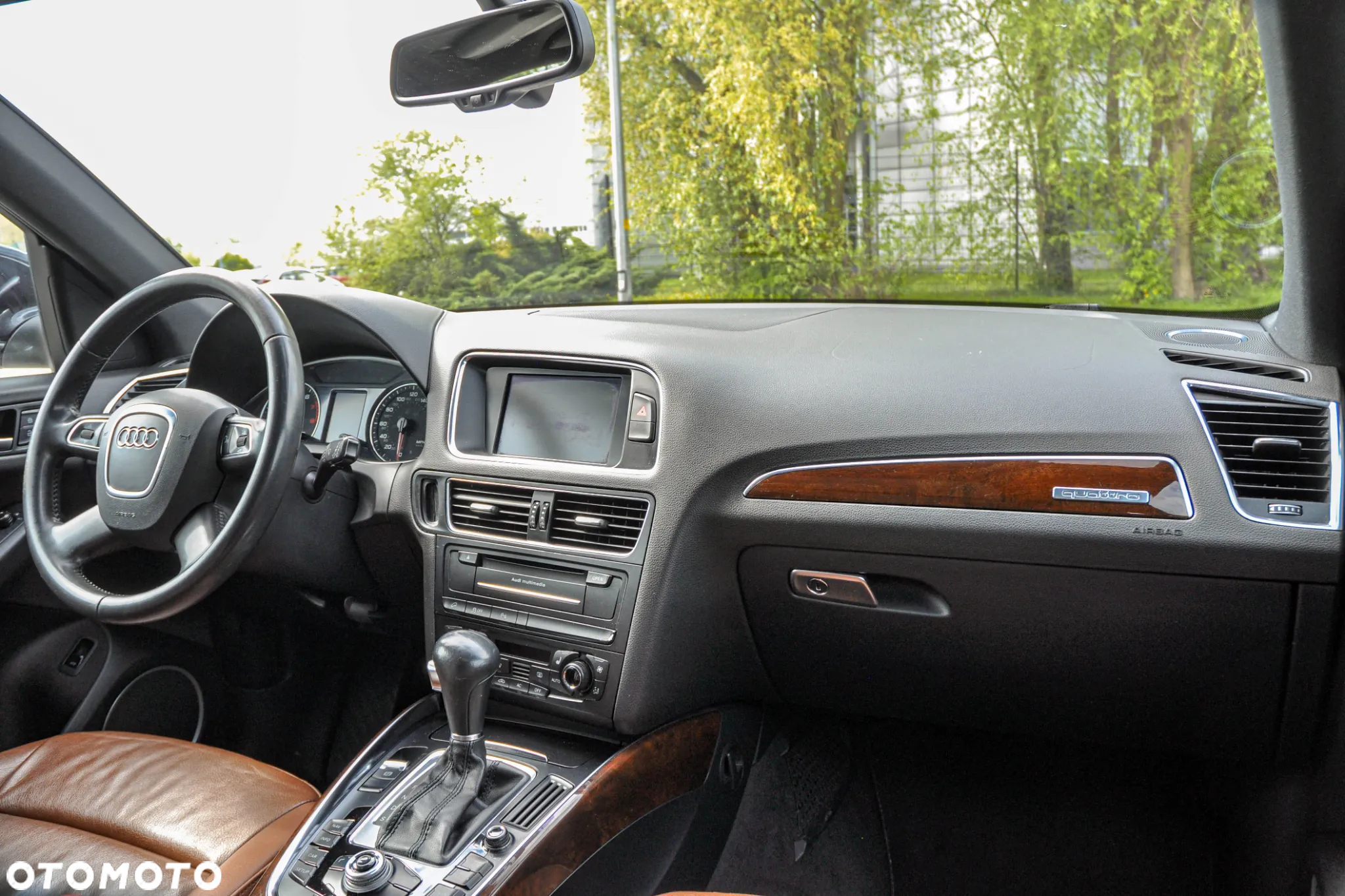 Audi Q5 3.2 FSI Quattro S tronic - 11