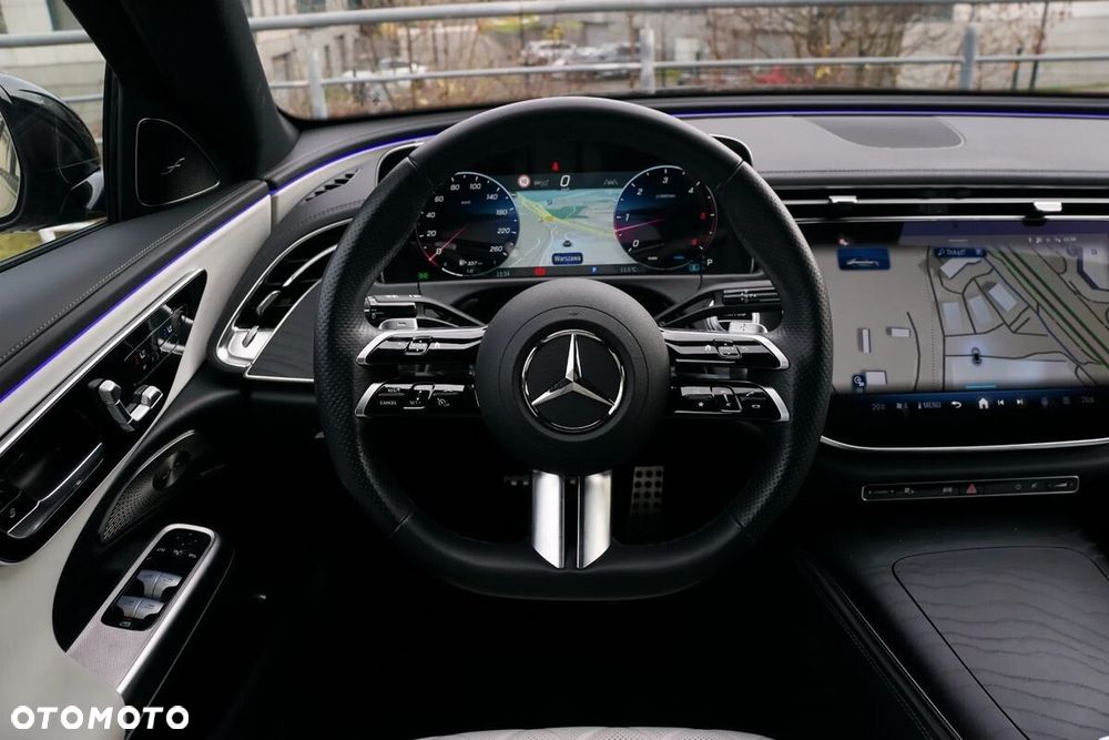 Mercedes-Benz Klasa E 220 d 4-Matic Exclusive - 22