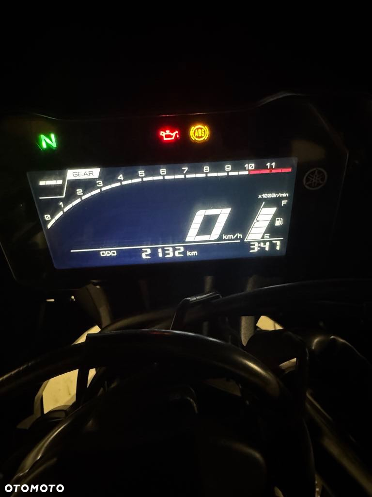 Yamaha R7 - 8