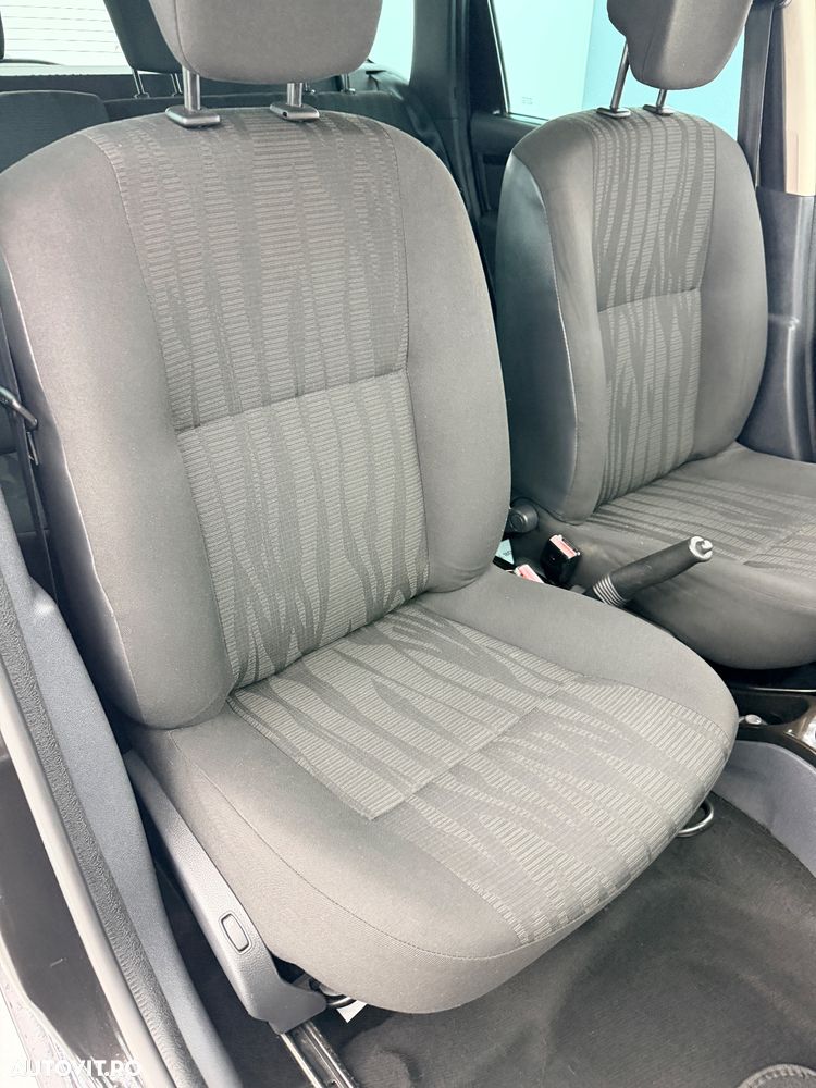 Dacia Duster 1.6 16V 4x4 Destination - 19