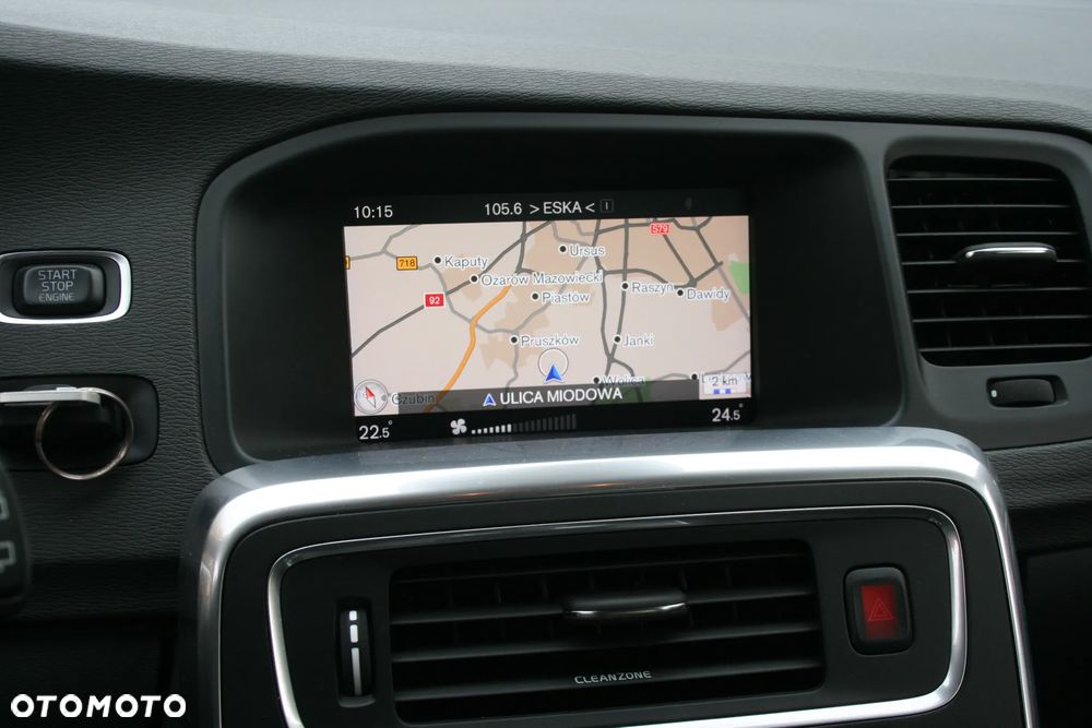 Volvo V60 D3 Drive-E Dynamic Edition (Momentum) - 20