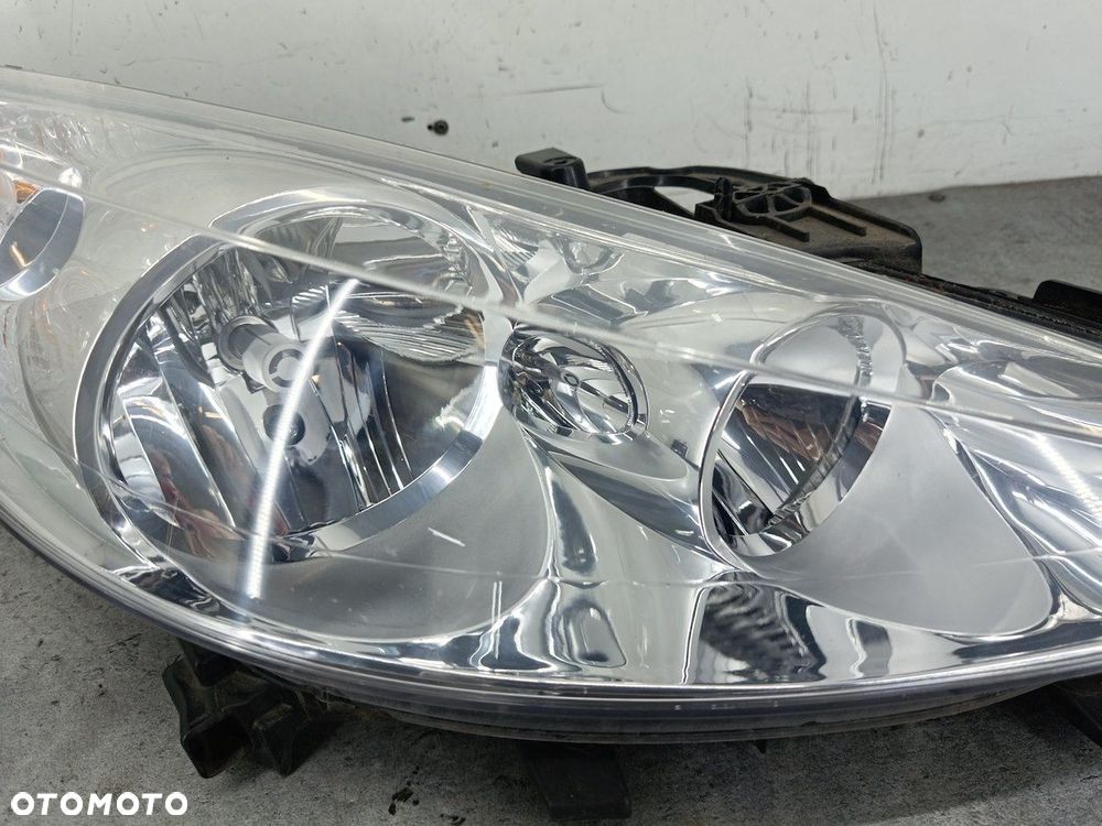 LAMPA PRZÓD PRAWA PEUGEOT 207 08-550-1140R DEPO - 3