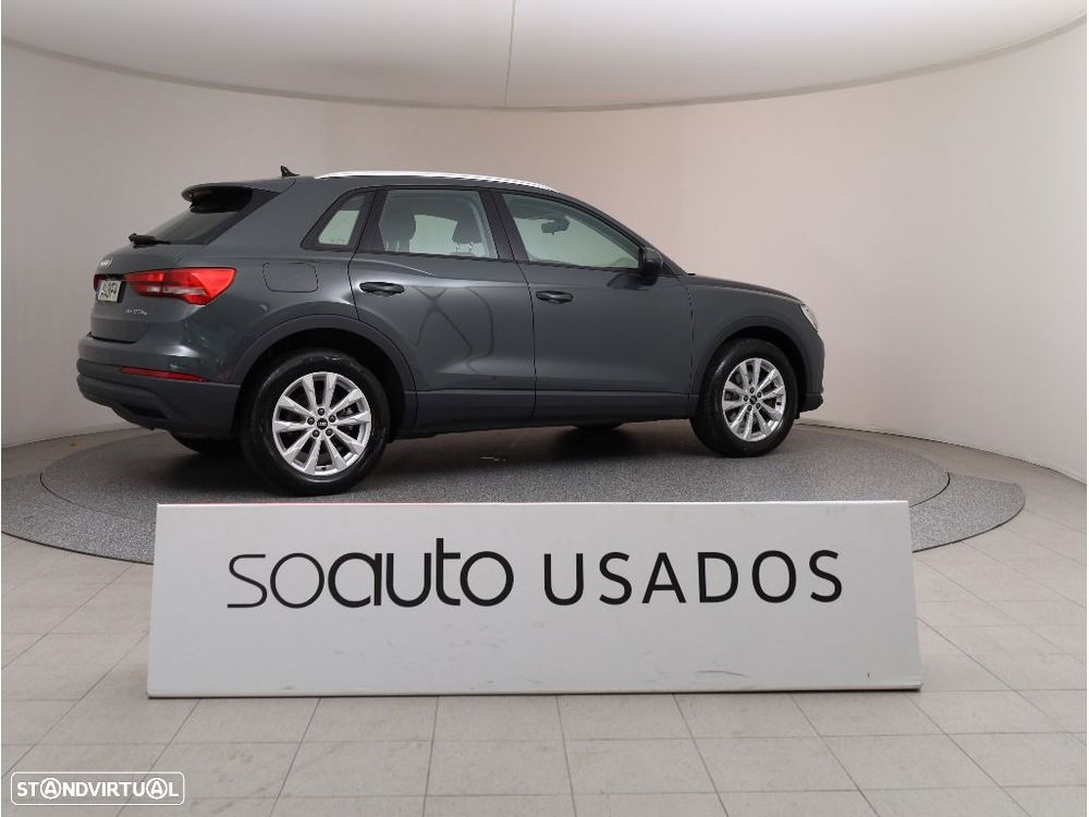 Audi Q3 45 TFSIe S tronic - 9