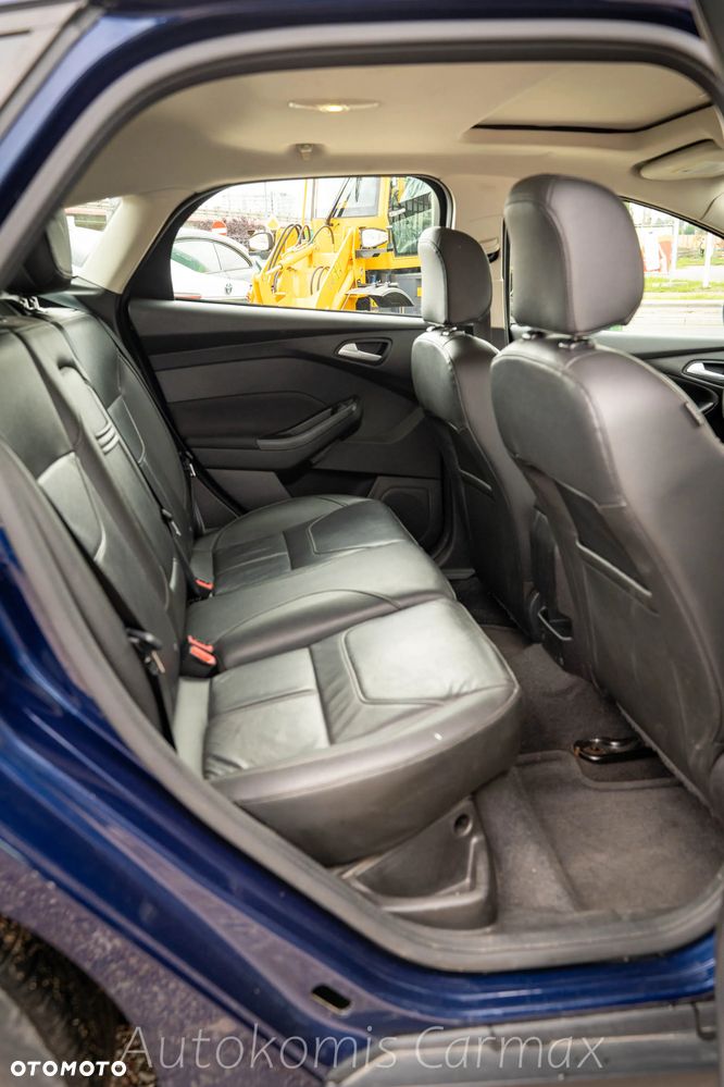 Ford Focus - 21