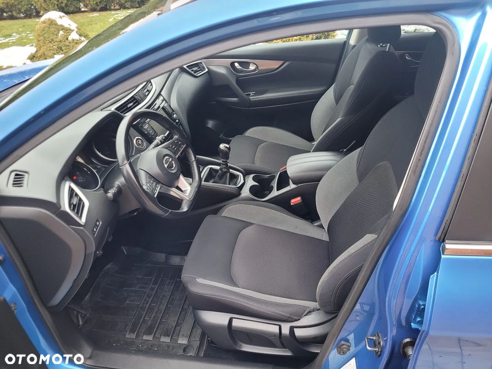 Nissan Qashqai 1.3 DIG-T N-CONNECTA - 20