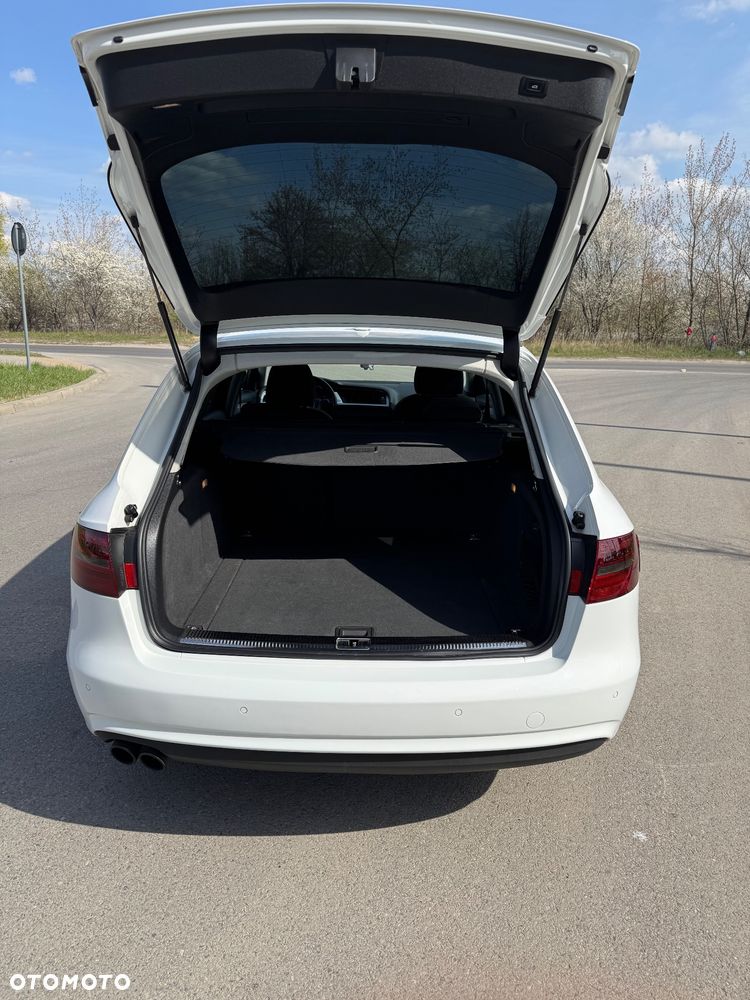 Audi A4 Avant 2.0 TDI - 9