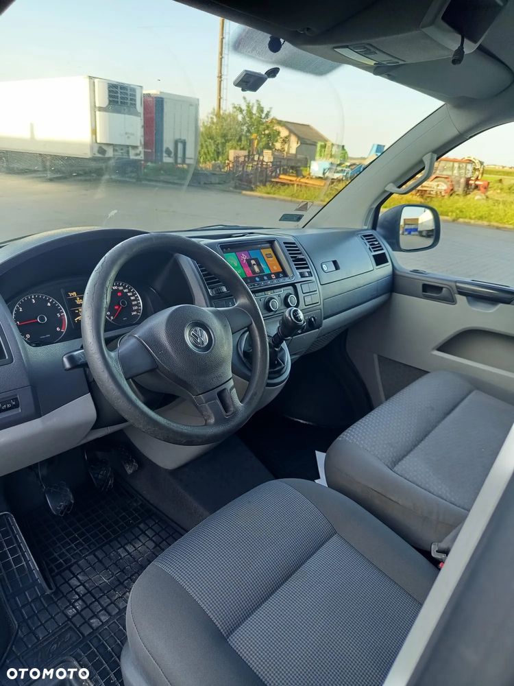 Volkswagen Transporter L2H1 - 12