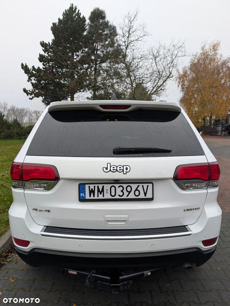 Jeep Grand Cherokee - 21