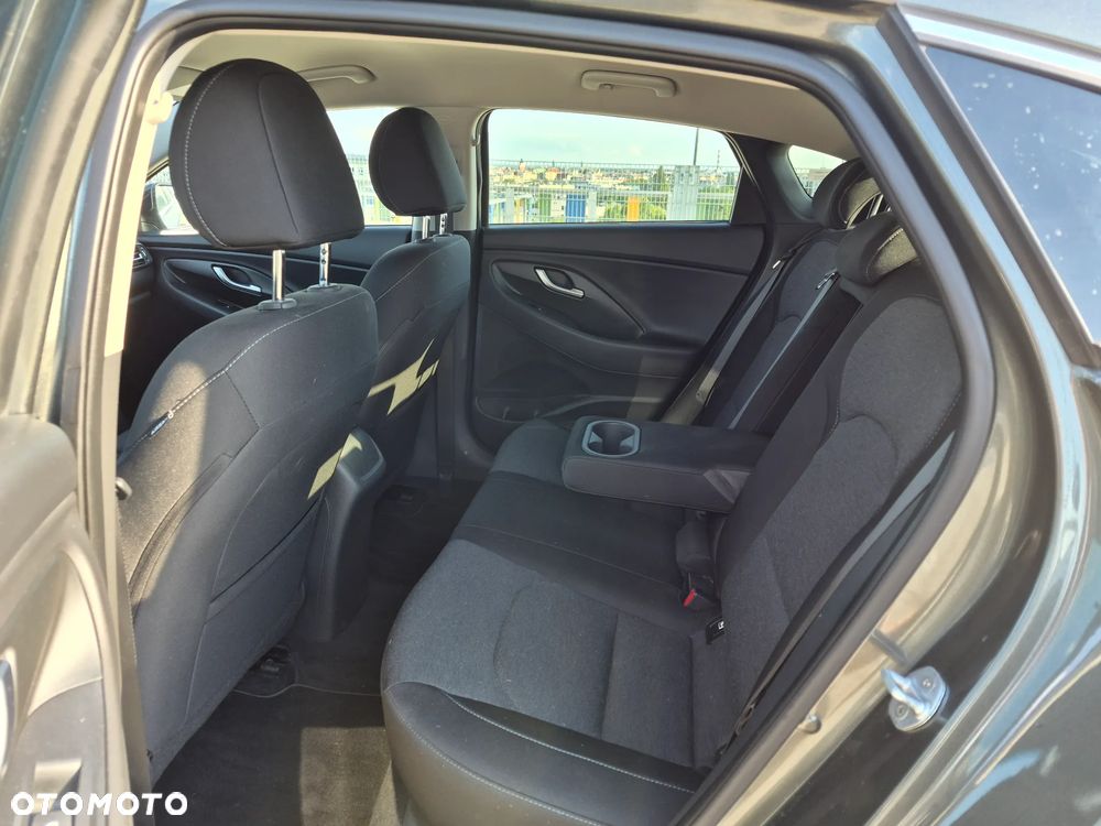 Hyundai i30 1.5 T-GDI 48V Premium DCT - 22