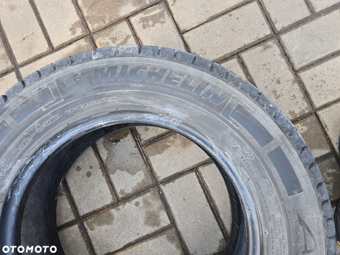 MICHELIN AGILIS 195/70R15C 104/102R 8mm 4X 18R - 7