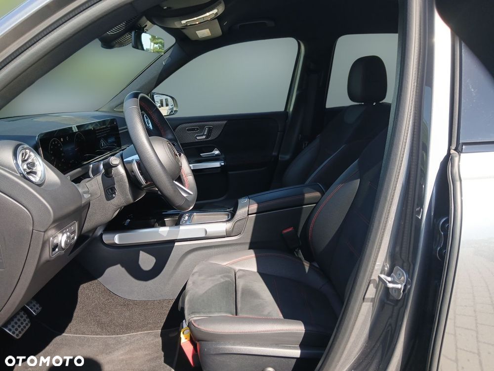 Mercedes-Benz GLB 220 d 4-Matic AMG Line 8G-DCT - 14