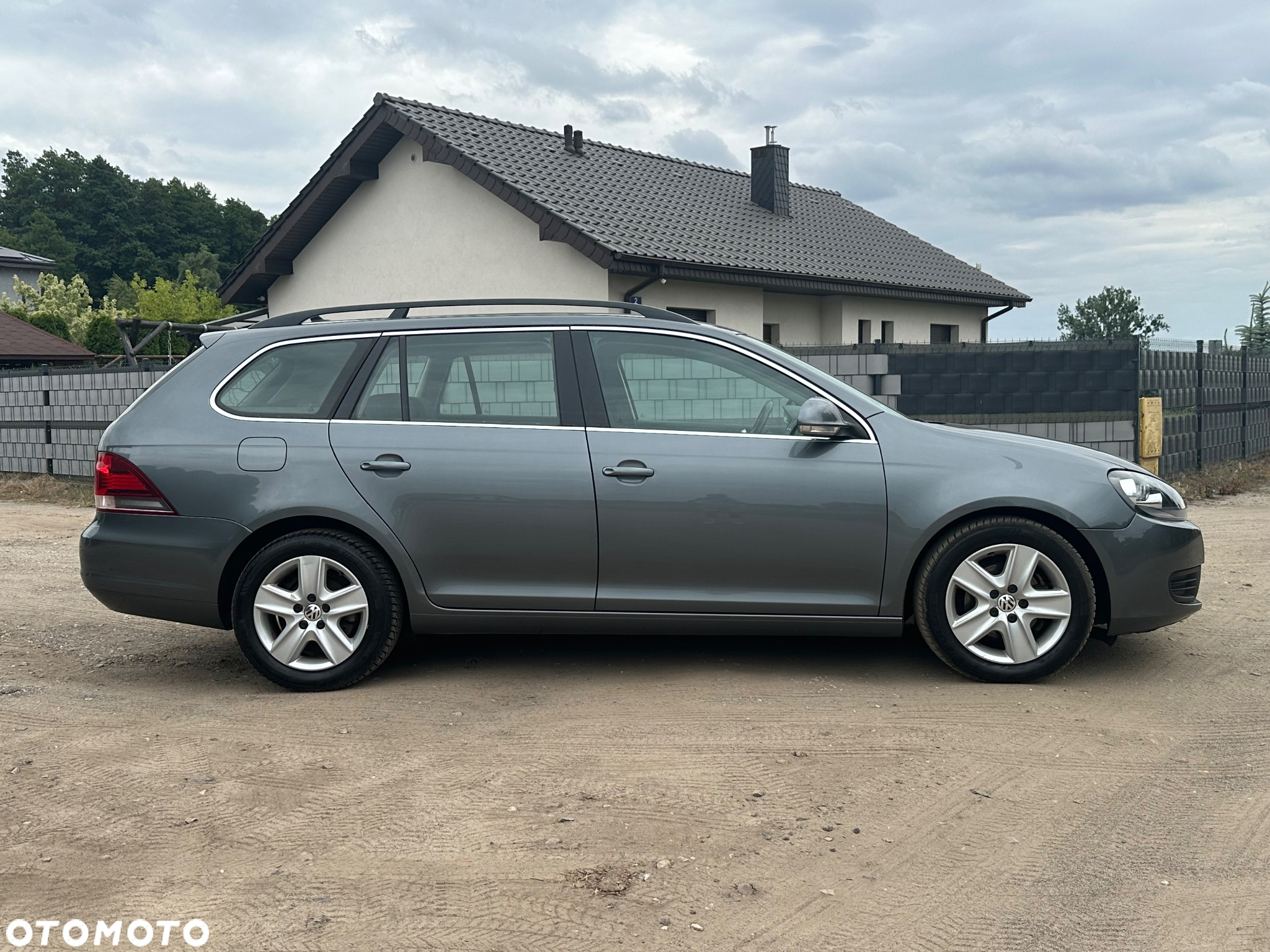 Volkswagen Golf 1.6 TDI DPF Style - 4