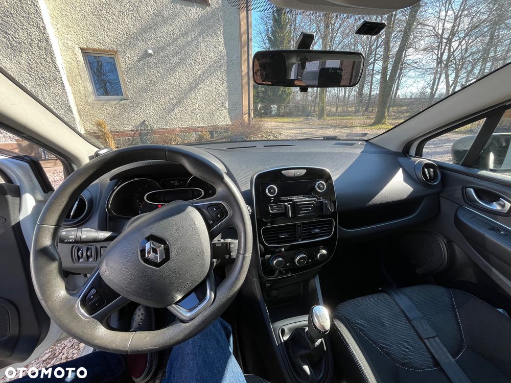 Renault Clio - 2