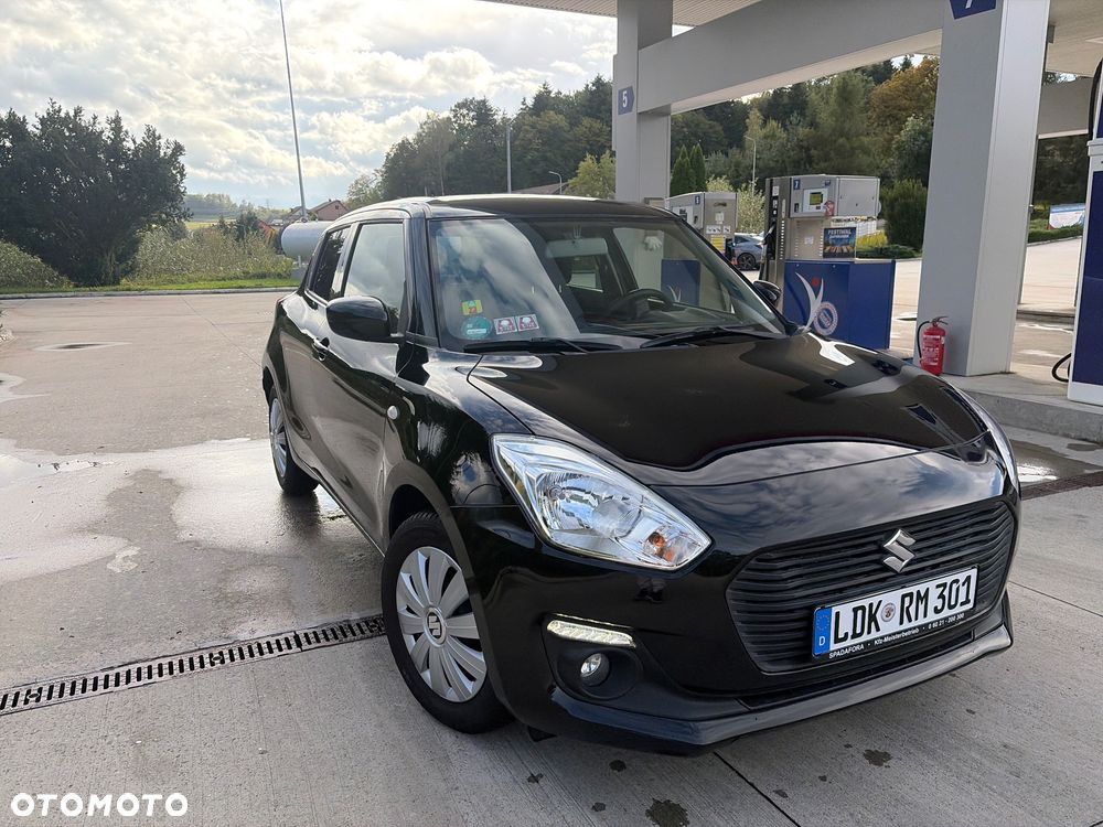 Suzuki Swift 1.2 Dualjet Allgrip Comfort - 4