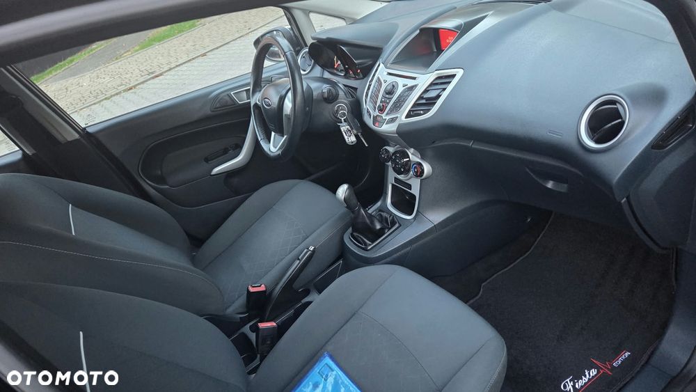 Ford Fiesta - 5