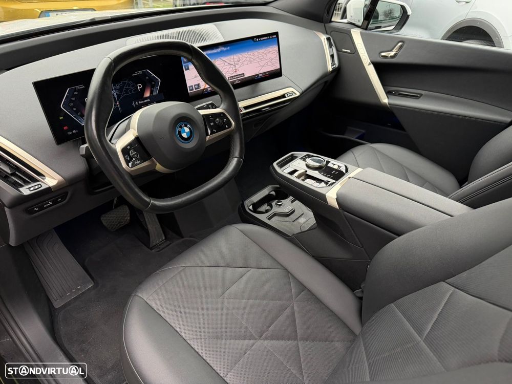 BMW iX xDrive 40 Pack Desportivo - 3