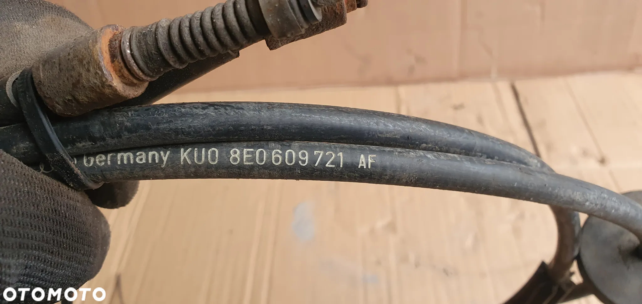 Linki cięgna hamulca ręcznego mocowanie Audi A4 B6 8E0609721AF - 5