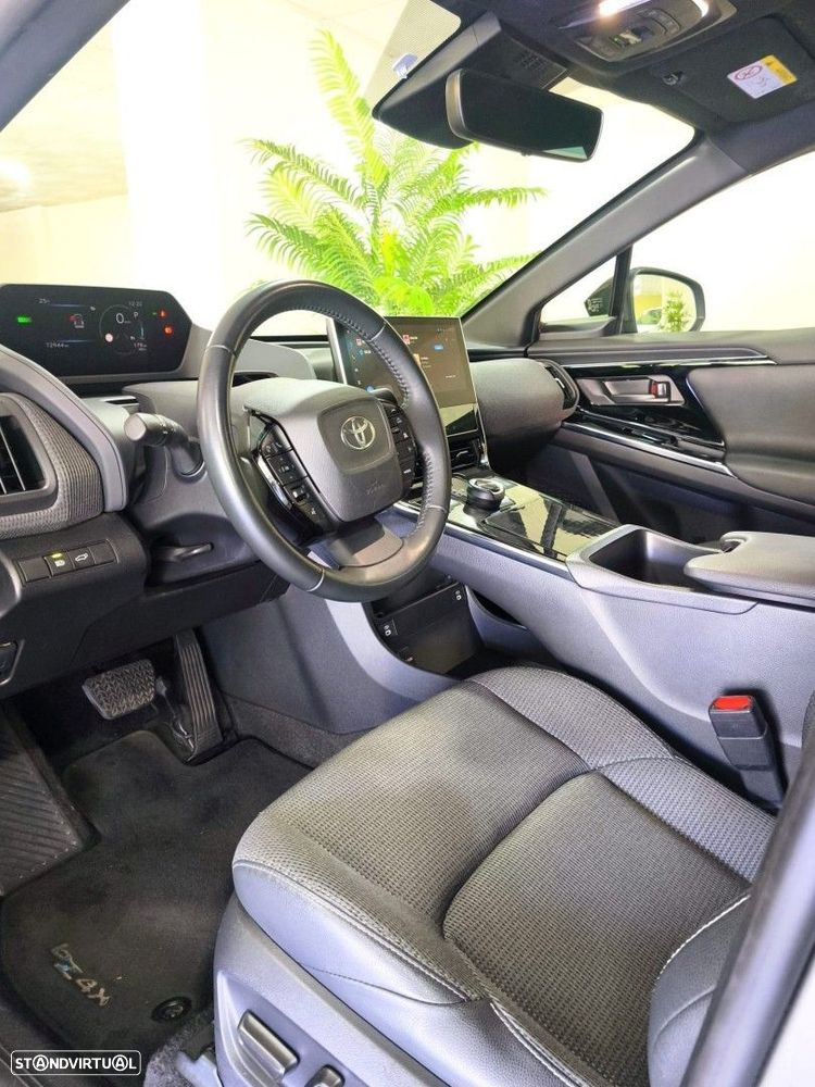 Toyota bZ4X 71,4 kWh Premium - 10
