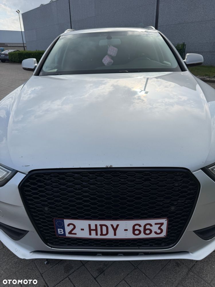 Audi A4 Avant - 4