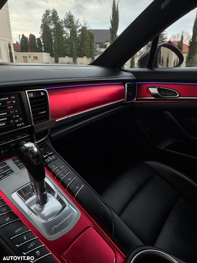 Porsche Panamera - 28