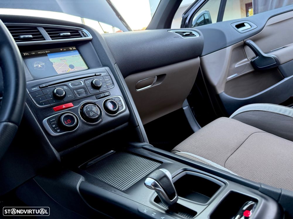 Citroën DS4 1.6 e-HDi Chic CVP6 - 43