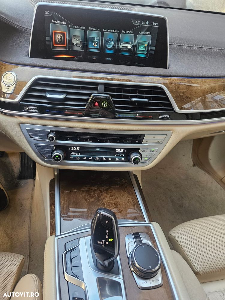 BMW Seria 7 740d xDrive - 6